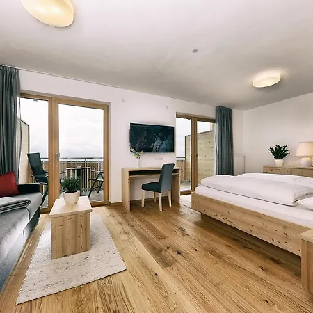 Hotel Garni Oberanger 3*